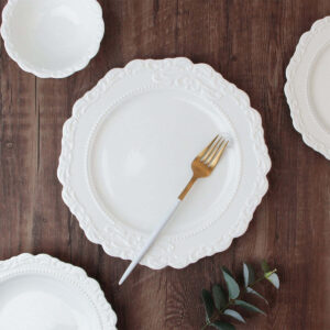 European Elegance Porcelain White Lace Western Plate for Wedding Embossed Printing Ceramic Dish Plate for High-End Restaurant
