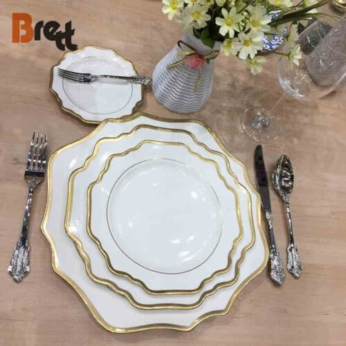Luxury Gilded Porcelain Wedding Dinner Plate Set Wavy Edge White
