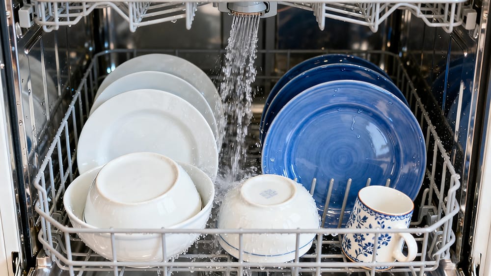 is ceramic tableware safe