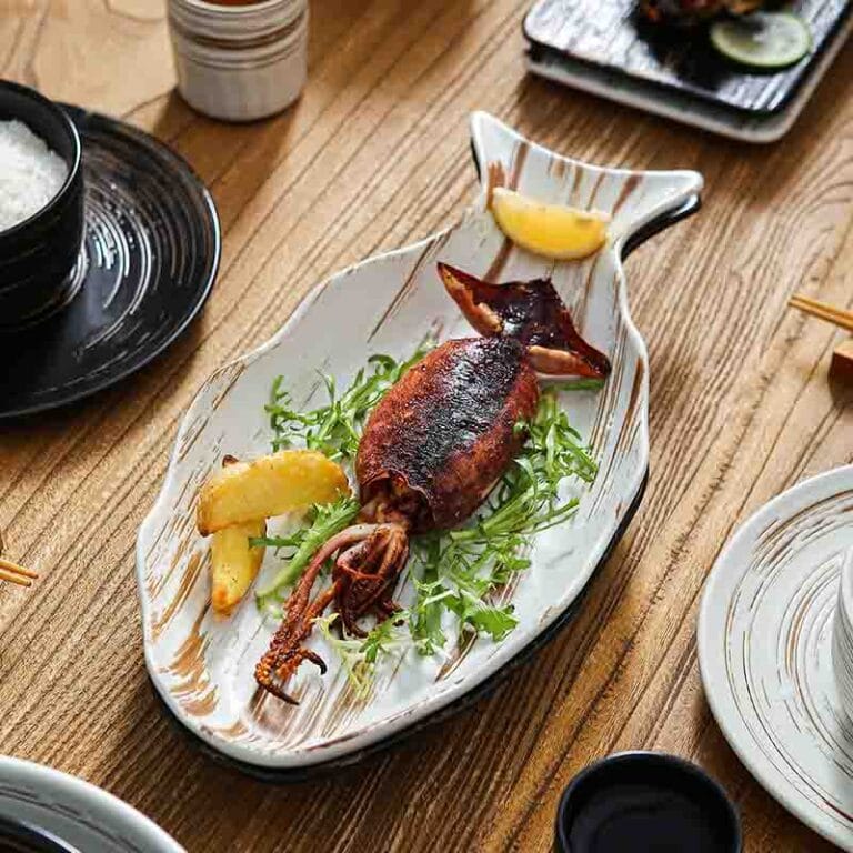 Black and White Spiral Texture Bowls Plates Tableware Sets Japanese Style