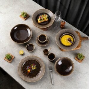 Dark Brown Gilded Vertical Texture High-Temperature Kiiln Change Ceramic Tableware Set