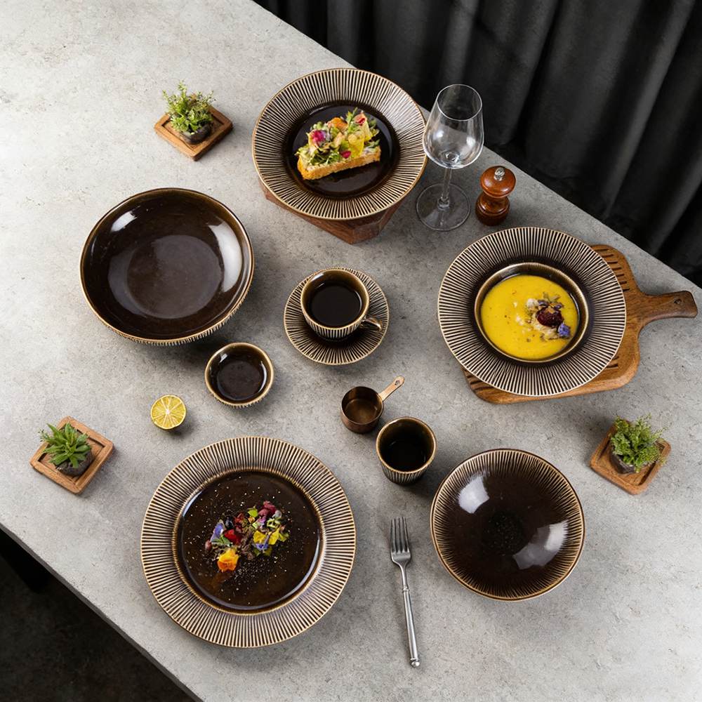 Dark Brown Gilded Vertical Texture High-Temperature Kiiln Change Ceramic Tableware Set