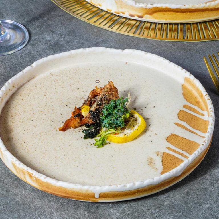 Handcrafted Coarse Pottery Tableware Set with White Glaze Streaks