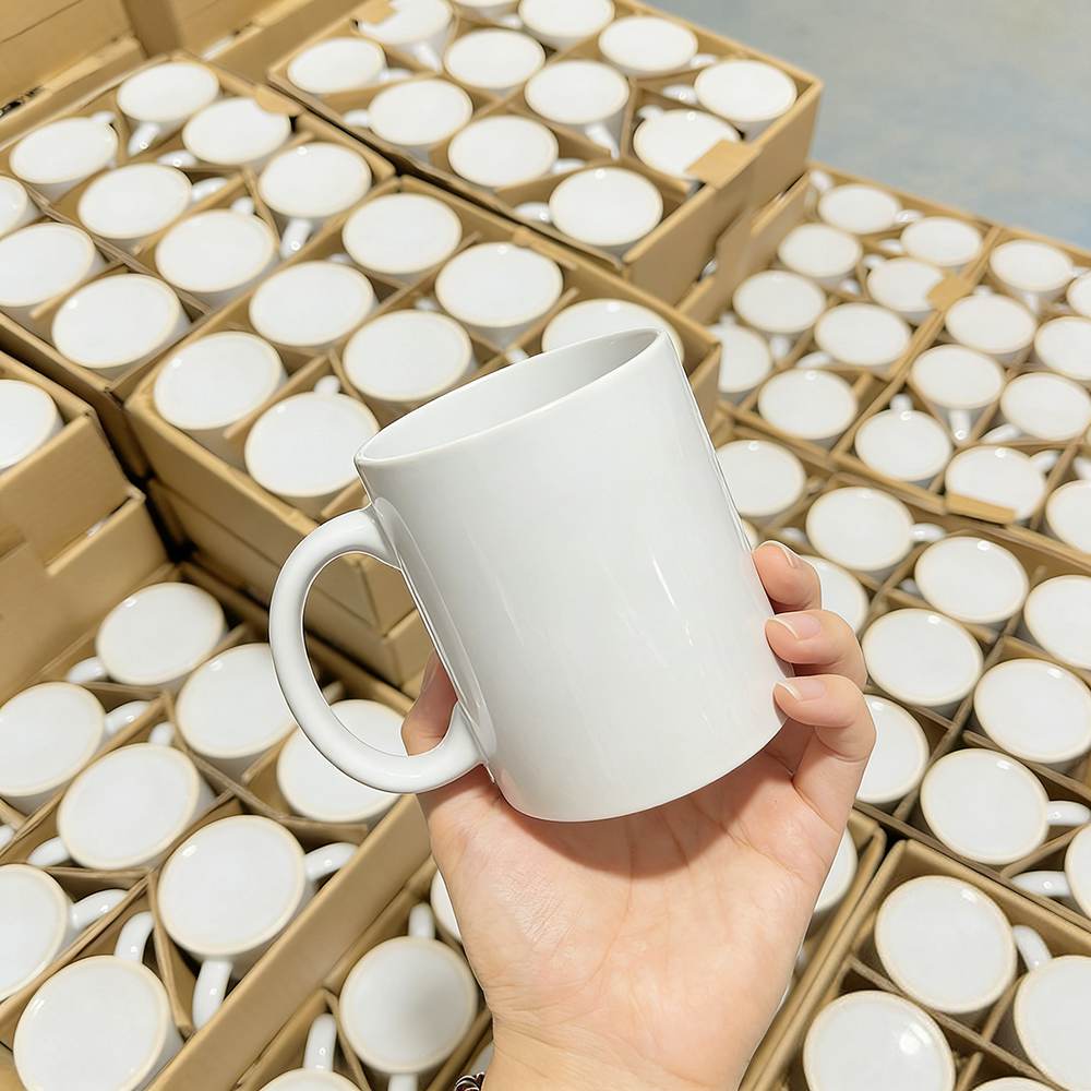 Custom Logo Ceramic Mugs Wholesale