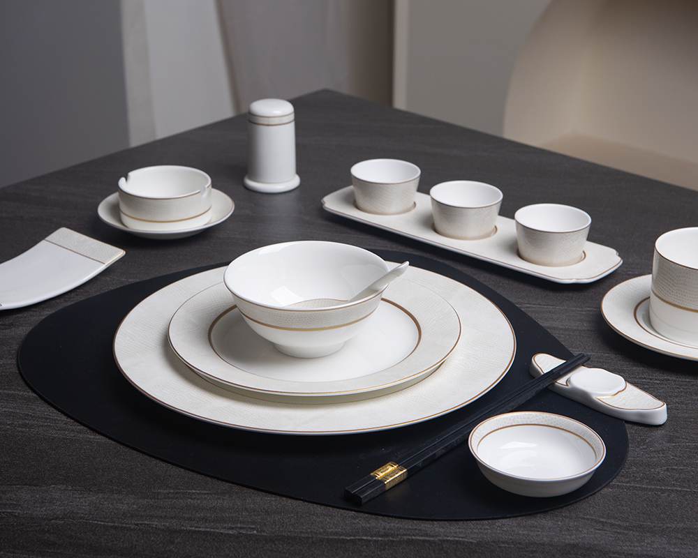 Airline dinnerware procurement