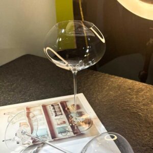 Minimalist Spherical Crystal Wine Glass