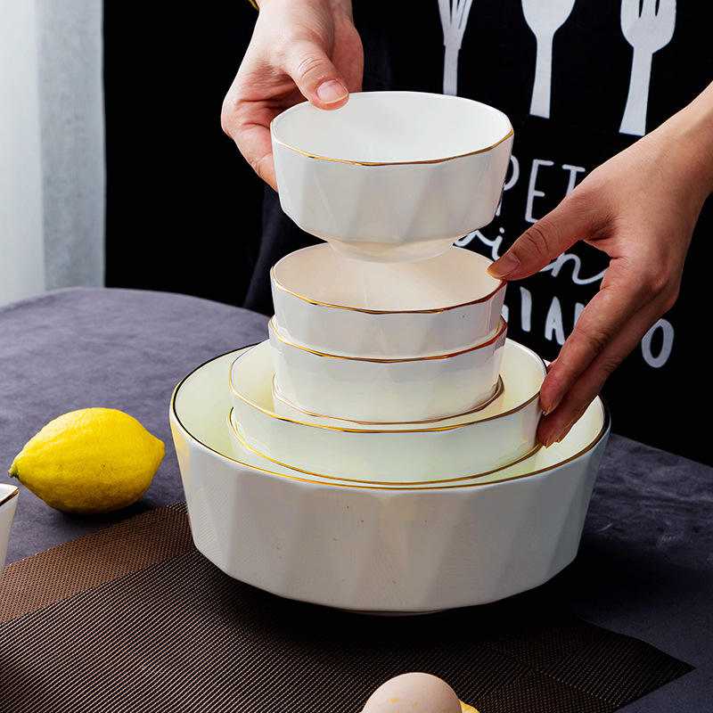 Luxury Gold Rim Diamond Cut Bone China Dinnerware Set