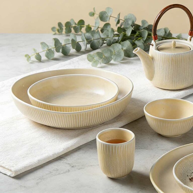 Creamy White/Gray Japanese Vertical Ribbed Ceramic Dinnerware Set