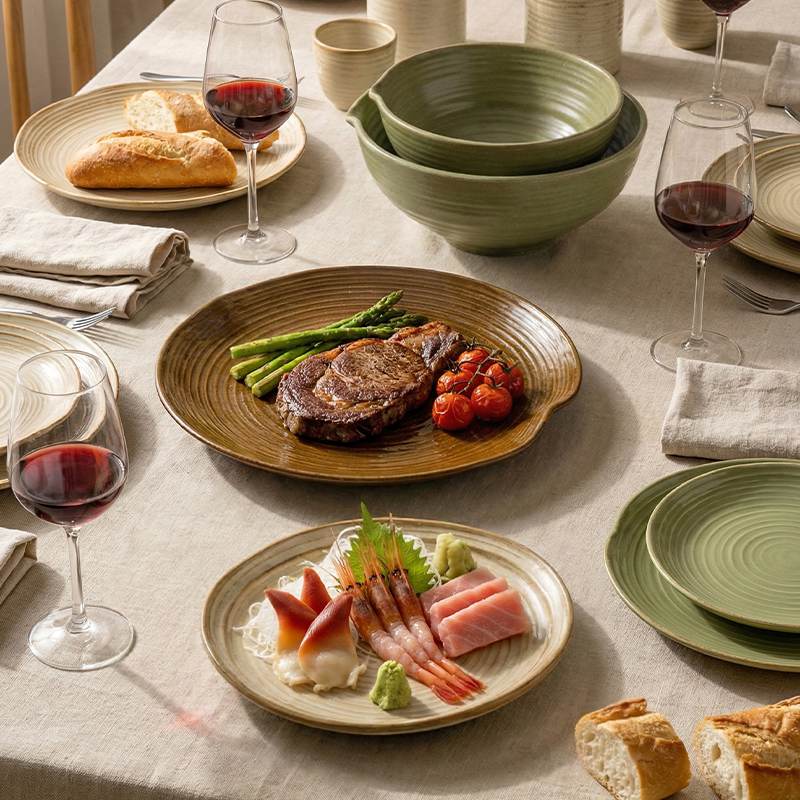 Japanese Hand-Thrown Ribbed Stoneware Dinnerware Set