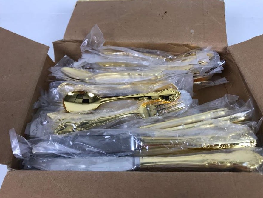 Packaging and shipping-flatware