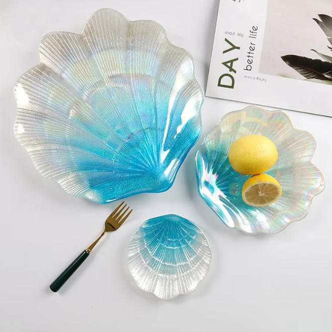 Ocean-Inspired Gradient Blue Seashell Glass Charger Plates