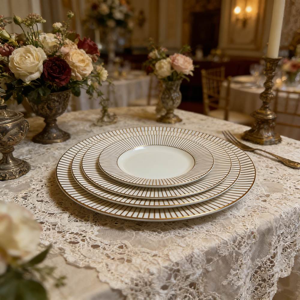 Luxury Gold-Rimmed Radial Pattern Bone China Wedding Plate Set