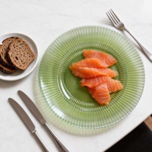 Luxury Gold Rimmed Vertical Ribbed Glass Charger Plate