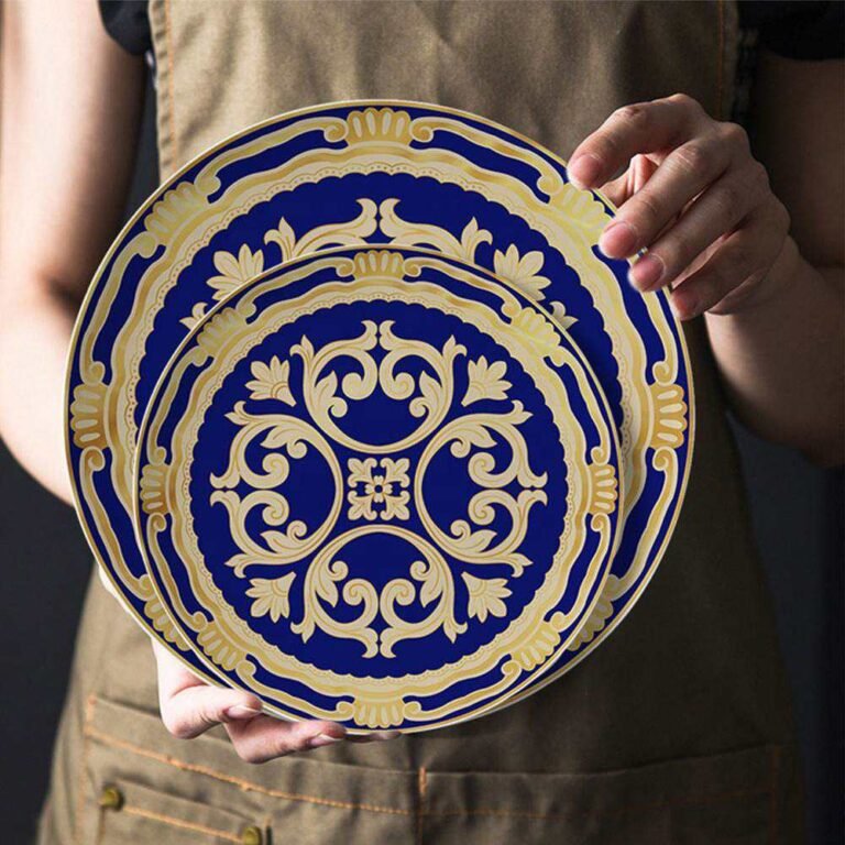 Vintage Royal Dark Green Gold Rimmed Bone China Dinnerware Set