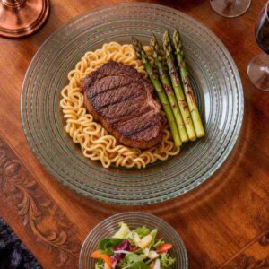 Luxury Iridescent Concentric Ribbed Glass Charger Plate