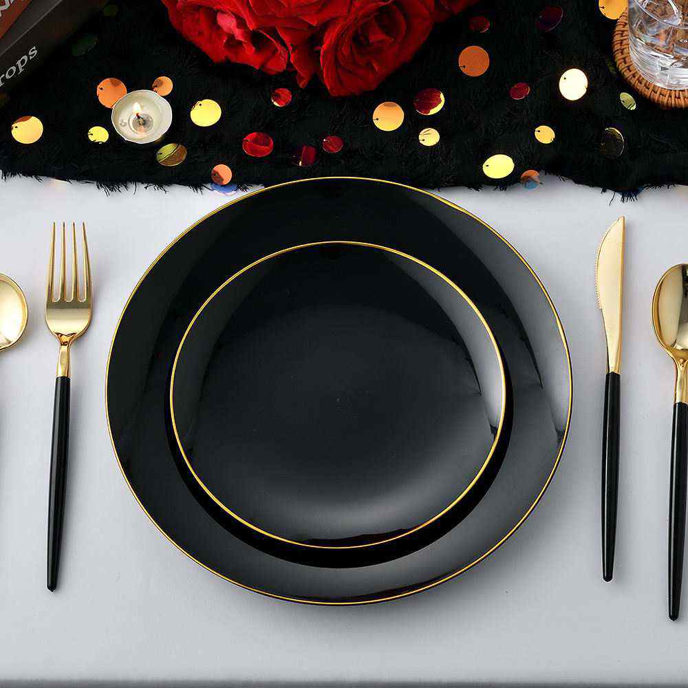 restaurant black plates