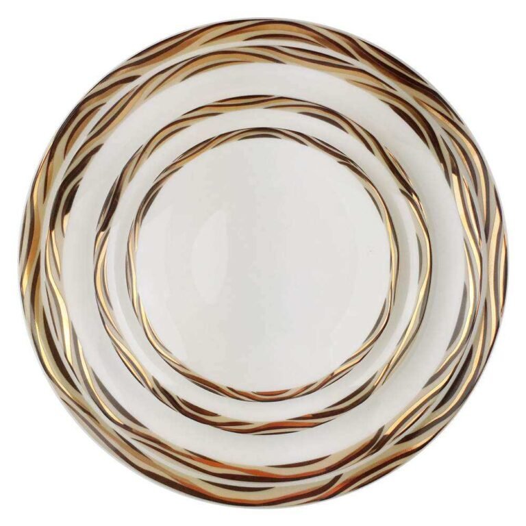 Luxury Gold Wavy Patterned Bone China Dinnerware Set