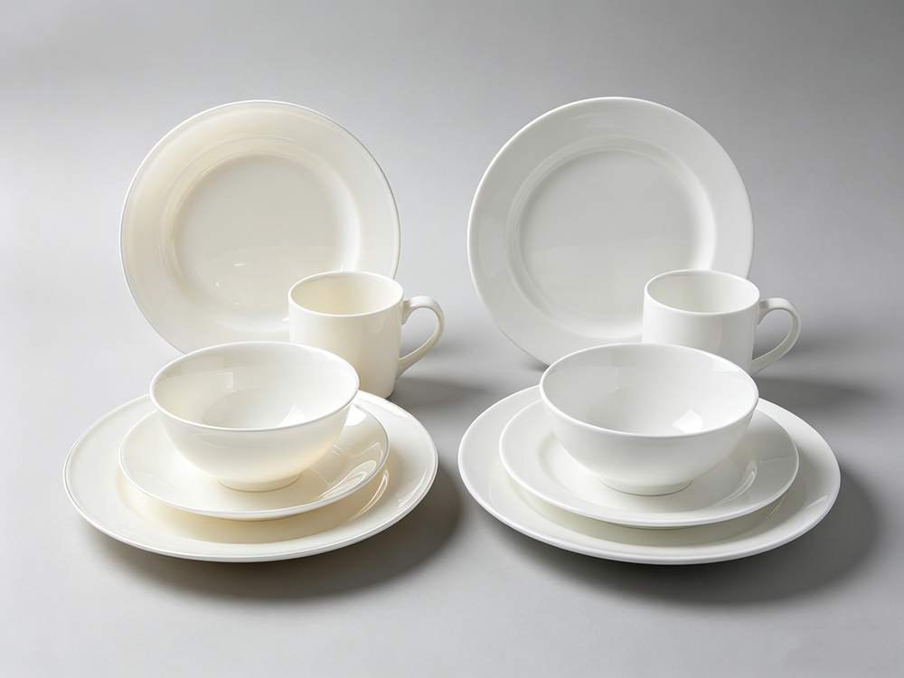 Bone China vs Porcelain Dinnerware