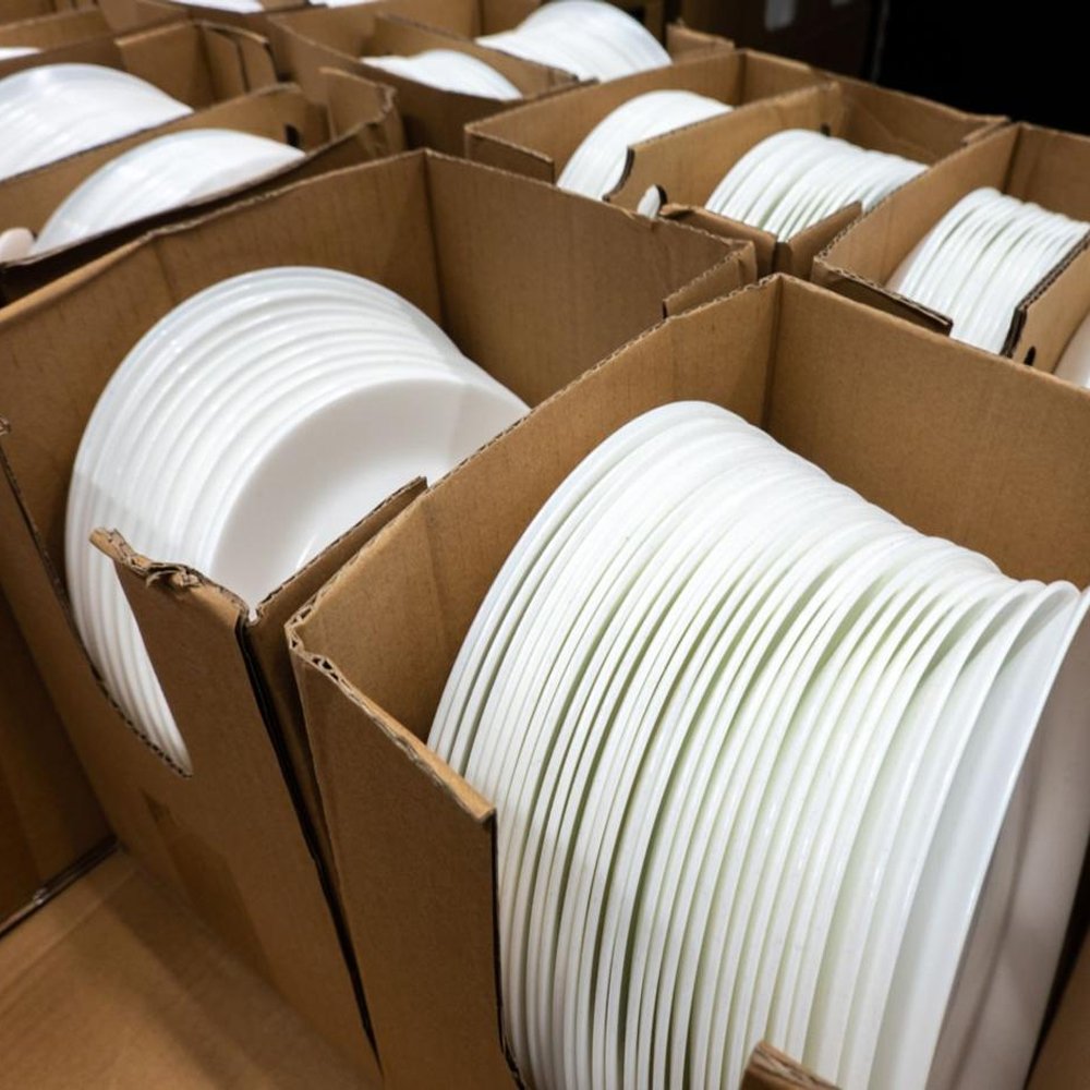 CBM Calculator for Dinnerware: How Much Fits in a 20ft or 40ft Container?