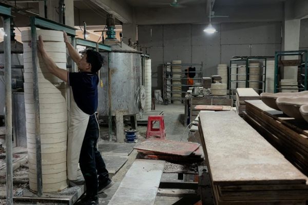 tableware manufactuer production and craftsmanship