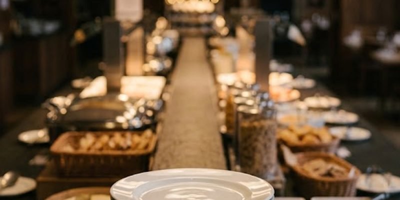 How Brett Supports Your Hotel Buffet Setup