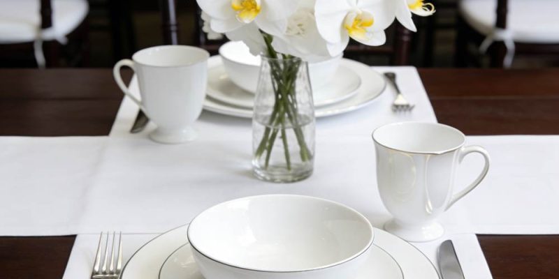 White Porcelain Dinnerware for Events